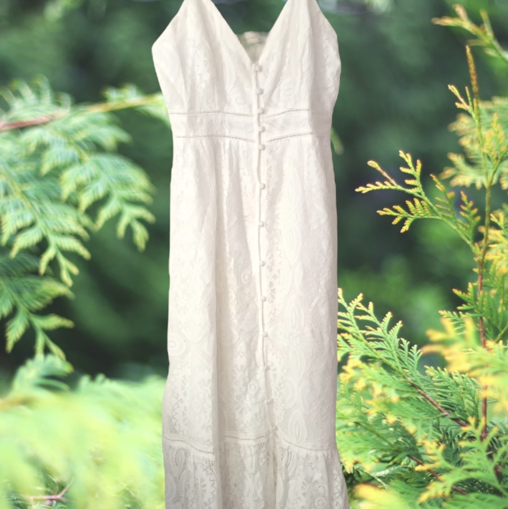 GORGEOUS Altar'd State dress
